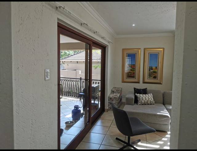 4 BEDROOM PROPERTY TO RENT IN NEWLANDS